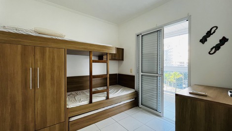 Vacation rental apartment with 3 bedrooms and 1 suite in Riviera de São Lourenço