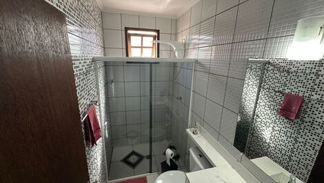 🏡- Casa de 4 dorm, com piscina e sala de jogos - Praia da Cachoeira!🏖️