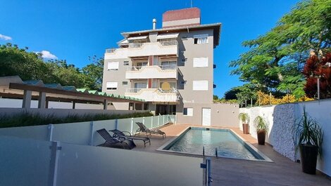 🏖️Apto de 2 Dorm /1 suíte, condomínio com pisicina!