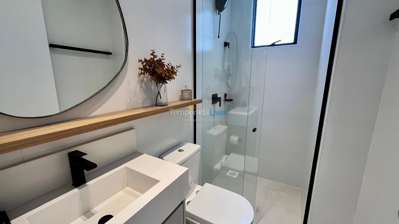 Apartamento para aluguel de temporada em Itapema (Morretes)