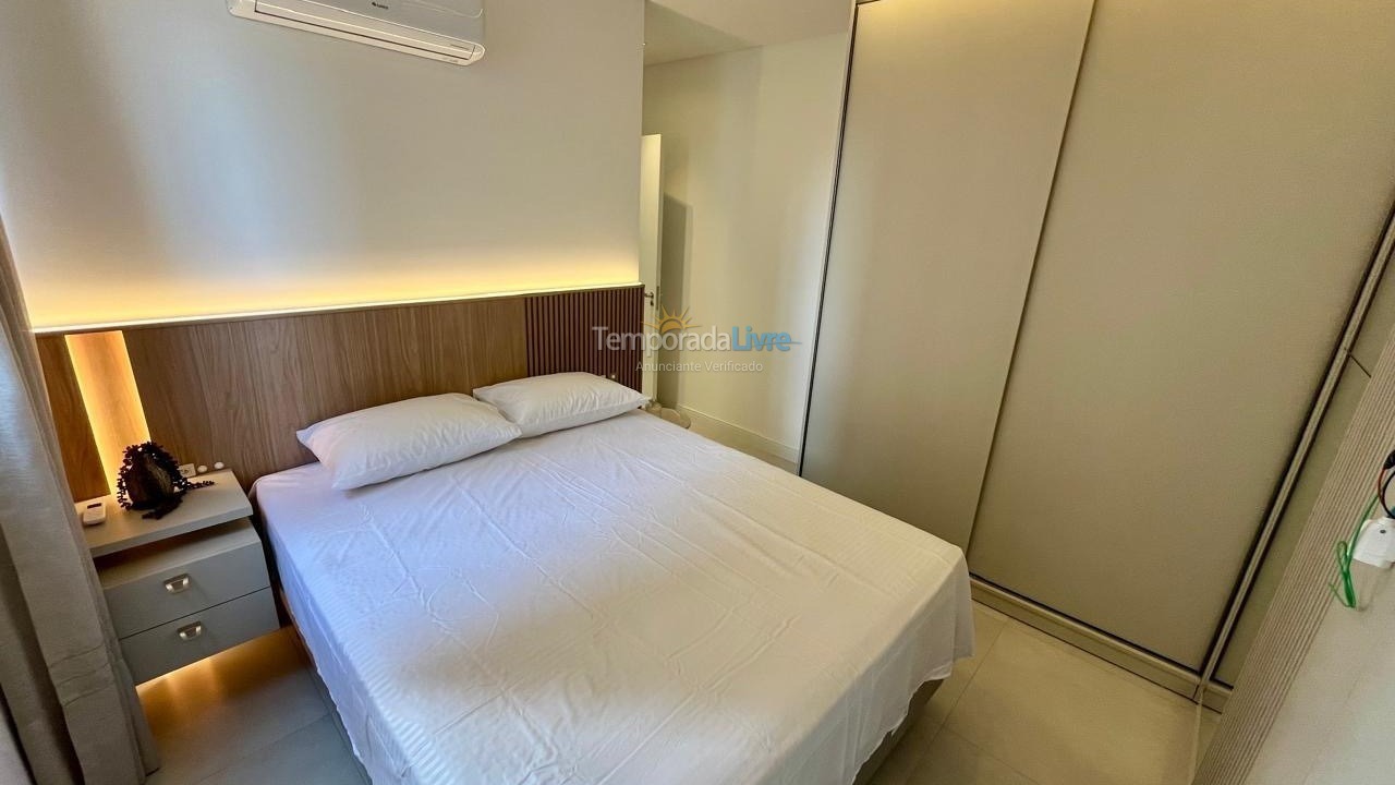 Apartamento para aluguel de temporada em Itapema (Morretes)