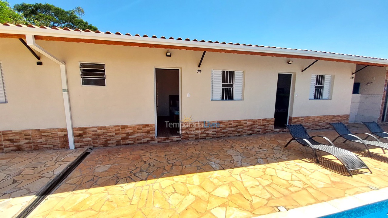 Granja para alquiler de vacaciones em Pilar do Sul (Chacaras Reunidas Pilar)