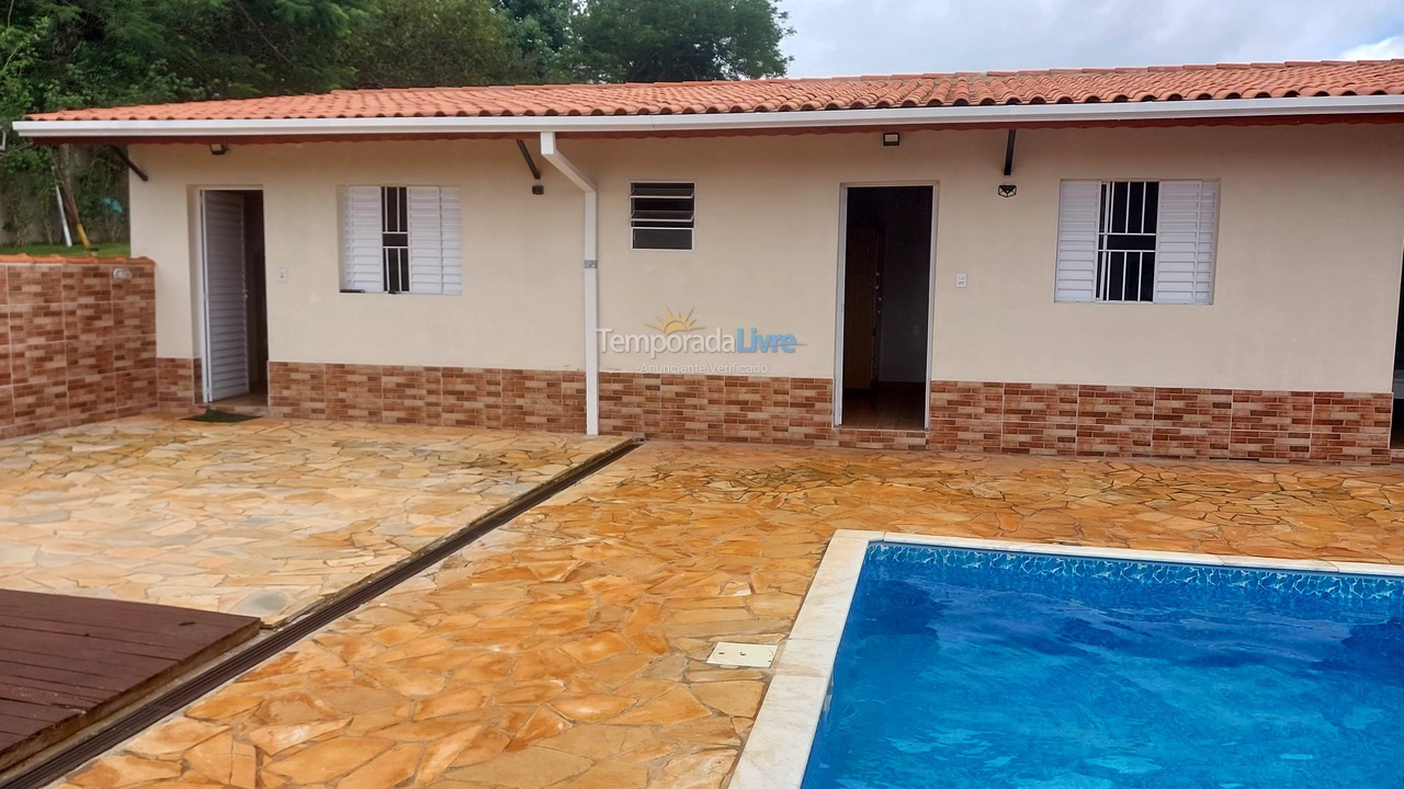 Granja para alquiler de vacaciones em Pilar do Sul (Chacaras Reunidas Pilar)