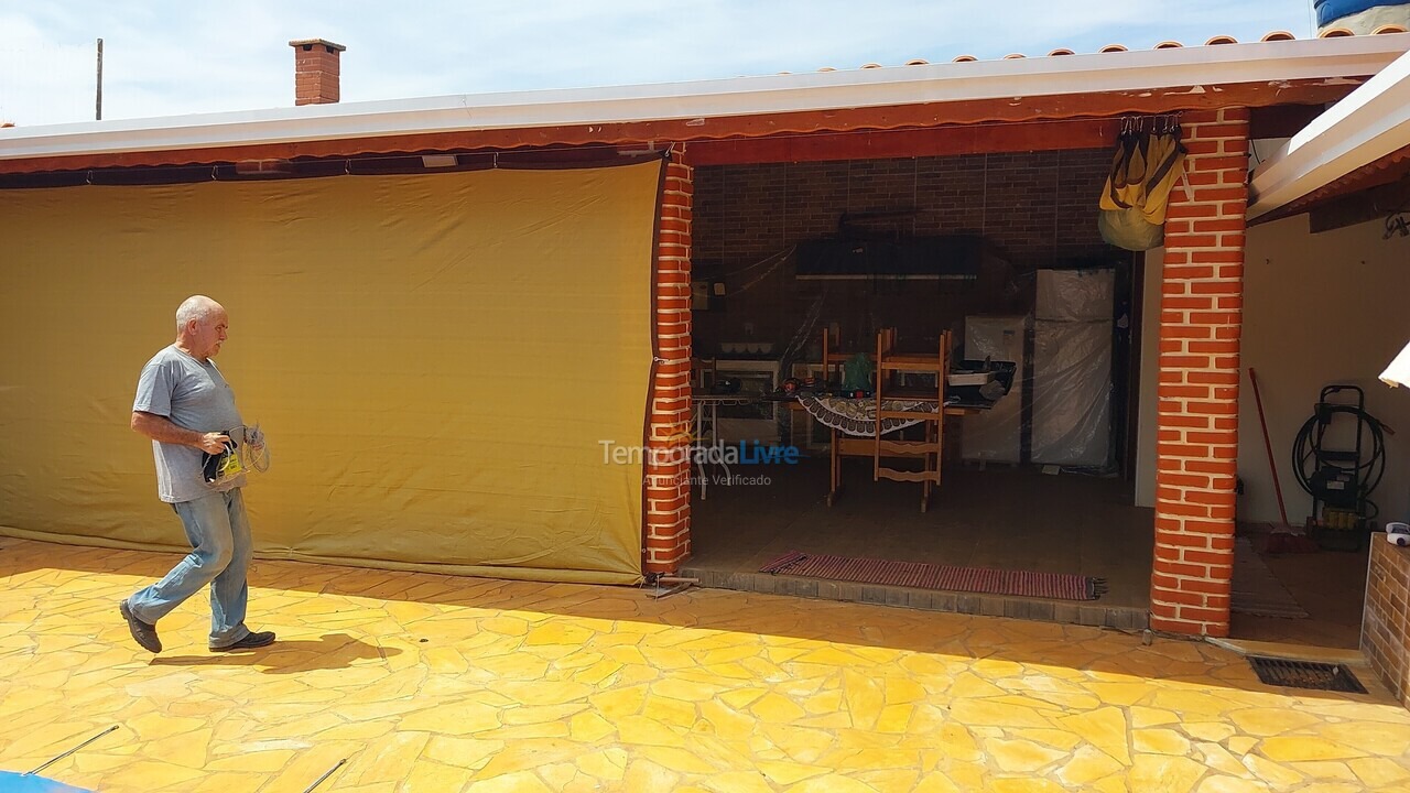 Granja para alquiler de vacaciones em Pilar do Sul (Chacaras Reunidas Pilar)