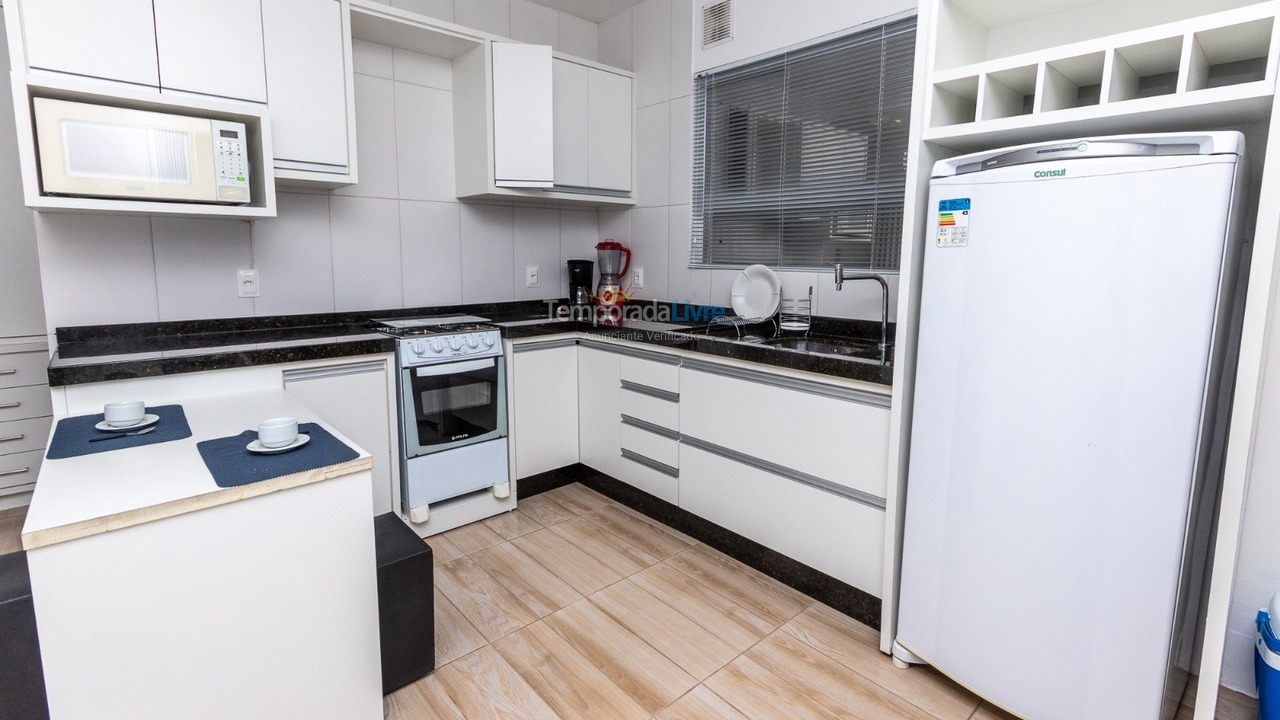 Apartment for vacation rental in Garopaba (Praia da Gamboa)