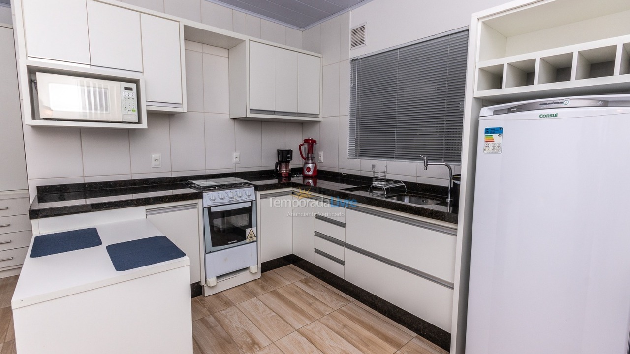 Apartment for vacation rental in Garopaba (Praia da Gamboa)