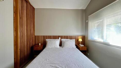 Baleia, 4 suites, piscina, espacio gourmet, 4 espacios. Nochevieja.