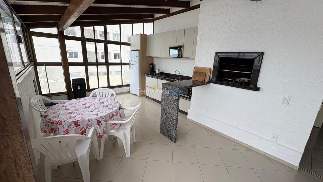 Apartment for vacation rental in Itapema (Meia Praia)