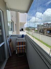 ALUGO LINDO APARTAMENTO EM CONDOMÍNIO - MENSAL PRF