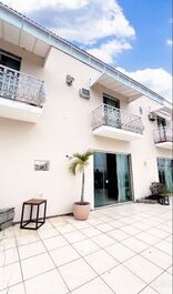 Casa en zona sur con vista a la laguna!