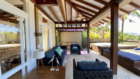 Juquehy, 5 suites, shared pool, beach service, 10 people.