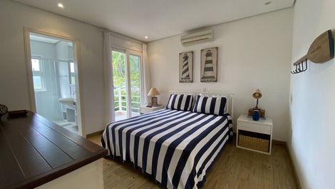 BALLENA, 16 PERSONAS, 6 SUITES, PISCINA, ESPACIO GOURMET, ALQUILER, TARIFA DIARIA