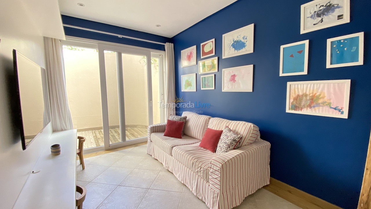 Casa para alquiler de vacaciones em São Sebastião (Praia da Baleia)