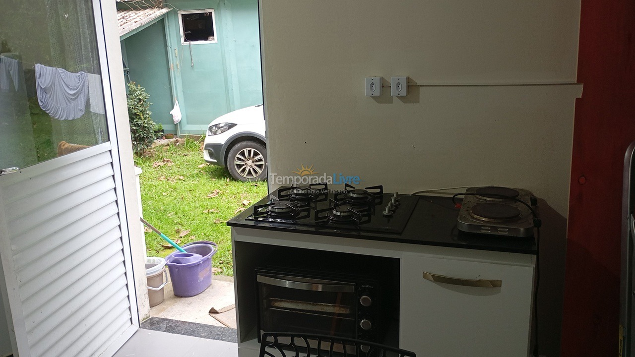 Casa para alquiler de vacaciones em Bombinhas (Praia de Bombas)