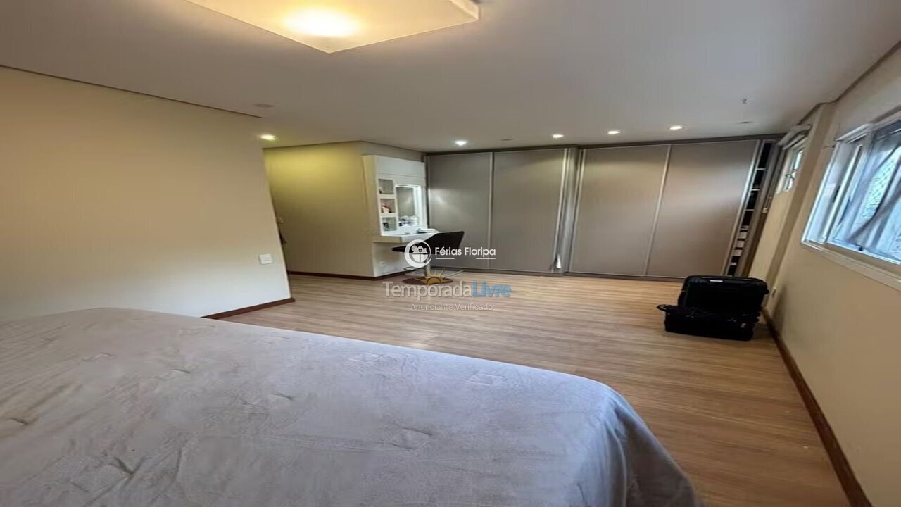 Apartment for vacation rental in Florianópolis (Novo Campeche)