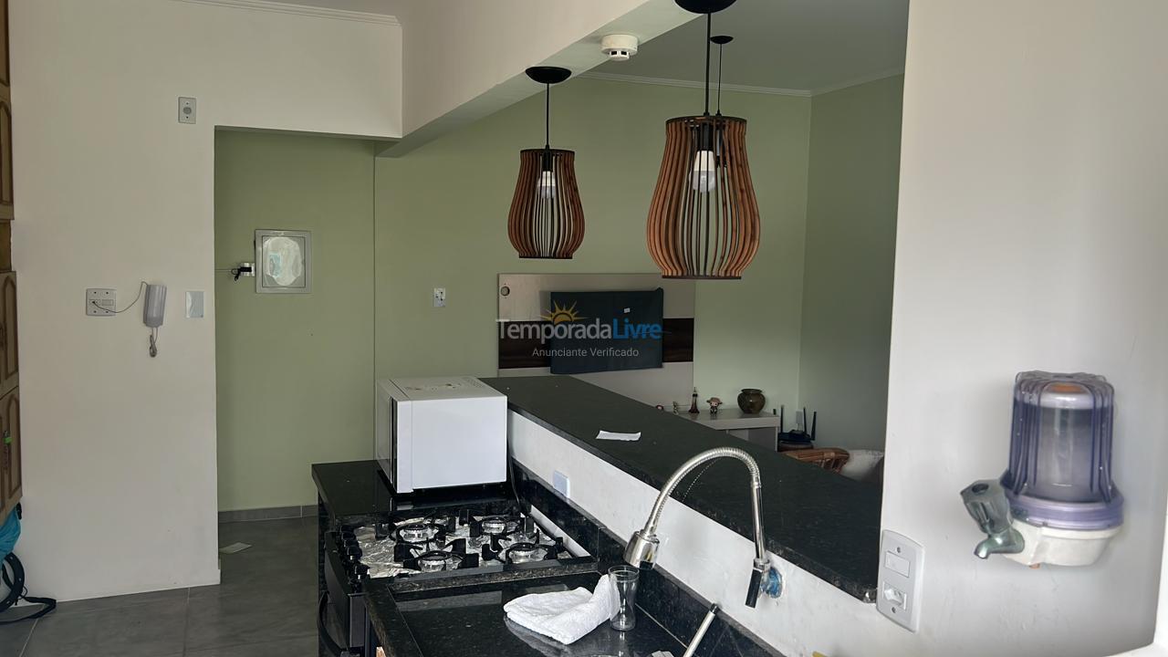 Apartment for vacation rental in Mongaguá (Centro)