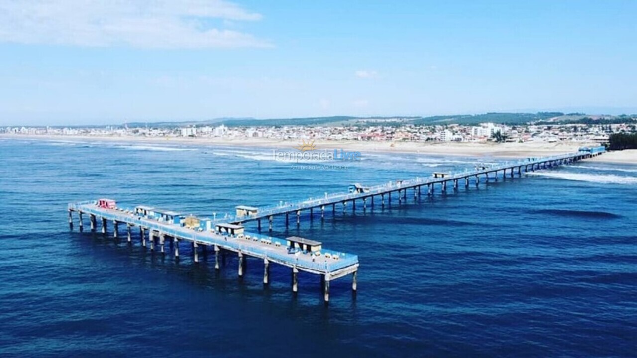 Apartment for vacation rental in Mongaguá (Centro)