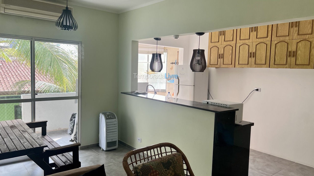 Apartment for vacation rental in Mongaguá (Centro)