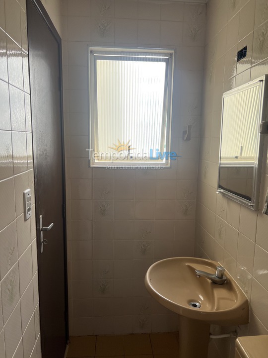 Apartment for vacation rental in Mongaguá (Centro)