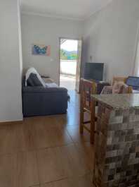 Gran casa en plaza Guapimirim RJ, frente al motociclista Abutres.