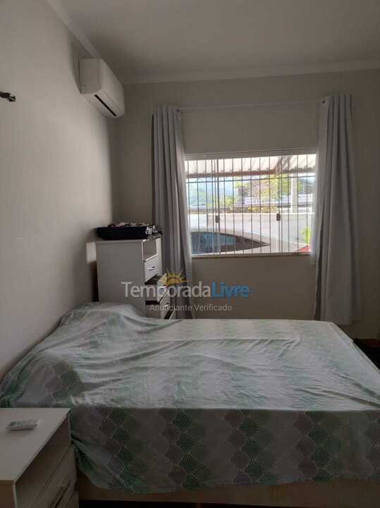 Casa para alquiler de vacaciones em Guapimirim (Jequitibá)