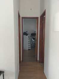 Gran casa en plaza Guapimirim RJ, frente al motociclista Abutres.