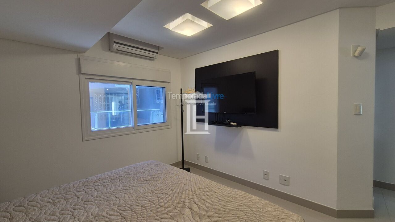 Casa para aluguel de temporada em Florianopolis (Jurerê Internacional)