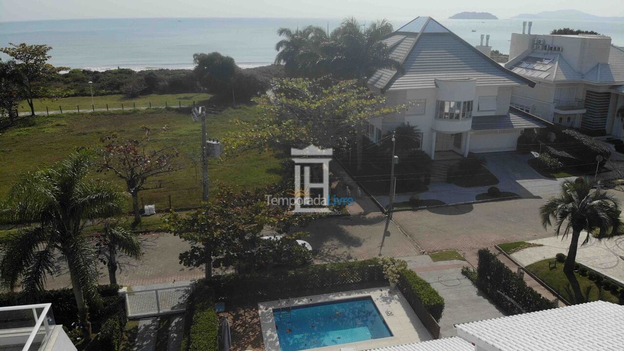 Casa para aluguel de temporada em Florianopolis (Jurerê Internacional)