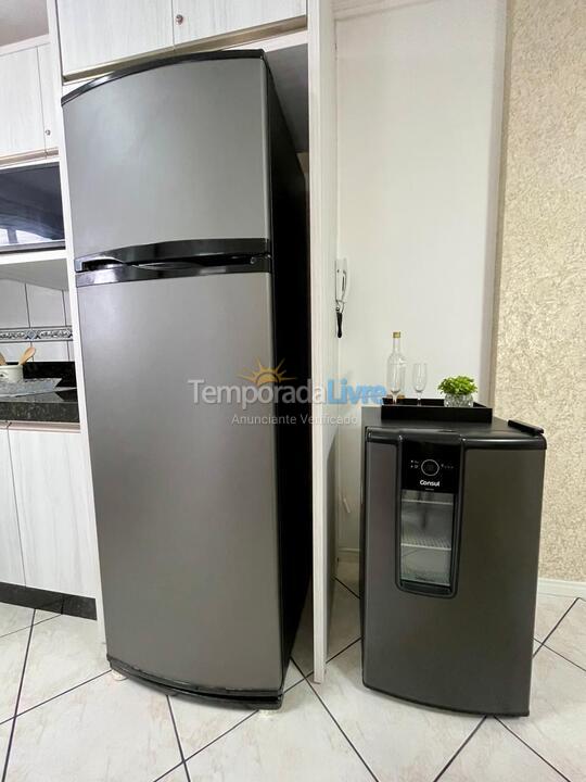 Apartamento para aluguel de temporada em Itapema (Meia Praia)