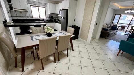 Apartamento para 7 hóspedes próximo ao Shopping Russi e Russi