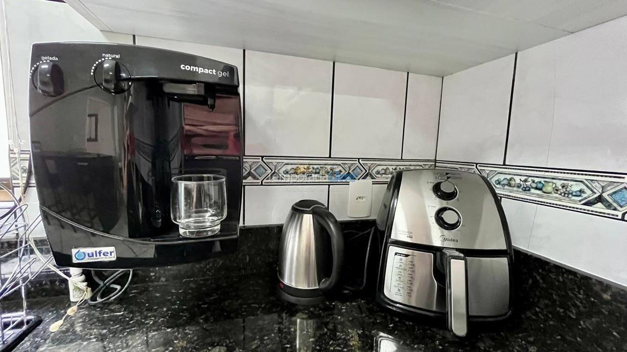 Apartamento para aluguel de temporada em Itapema (Meia Praia)