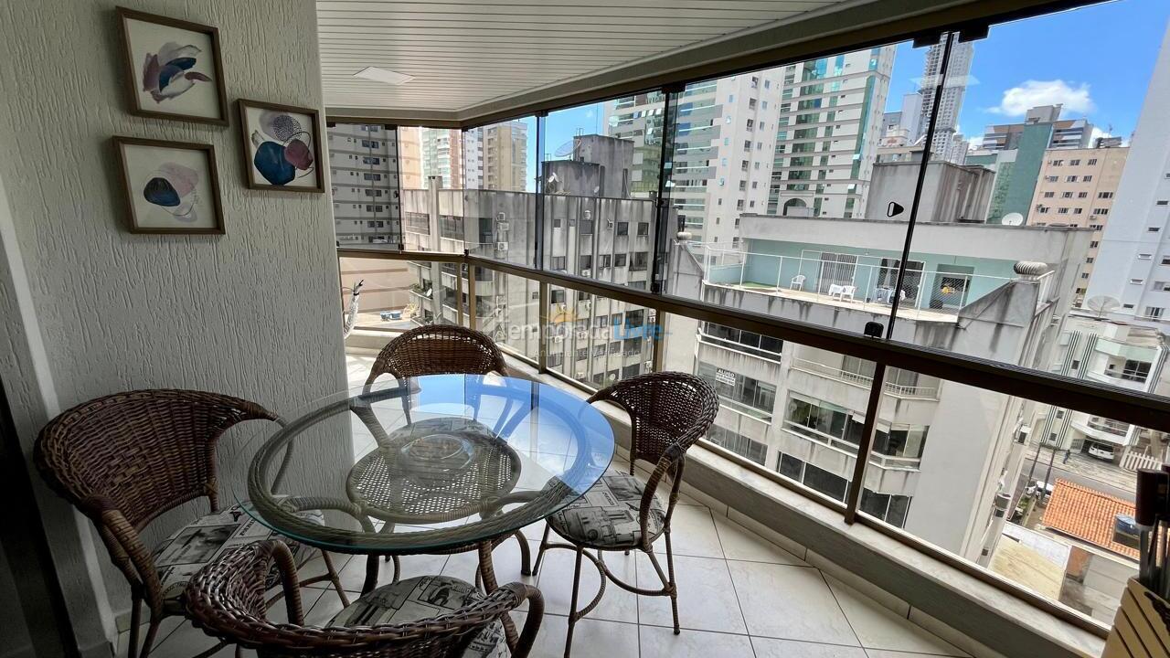 Apartamento para aluguel de temporada em Itapema (Meia Praia)