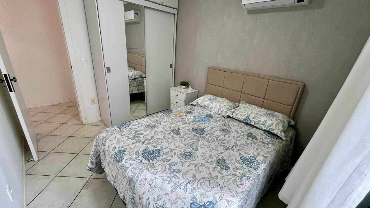 Apartamento para aluguel de temporada em Itapema (Meia Praia)