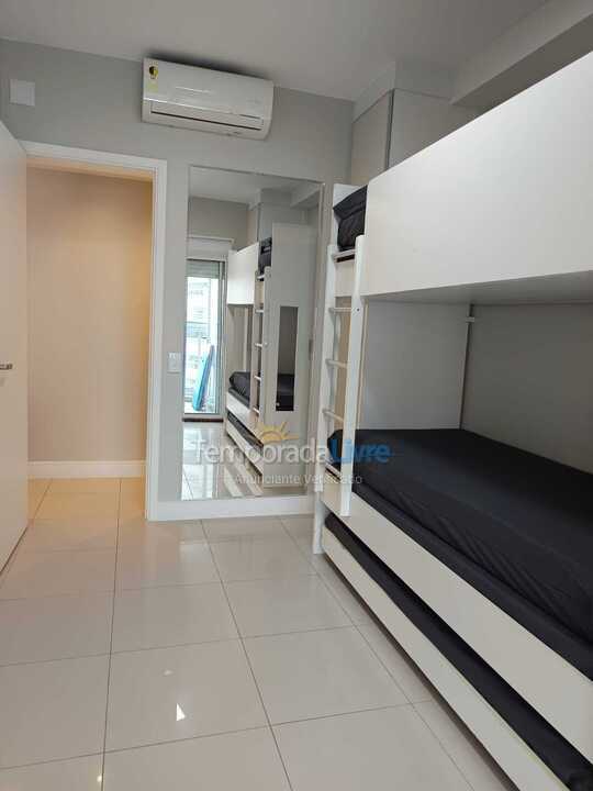 Apartamento para aluguel de temporada em Guarujá (Astúrias)