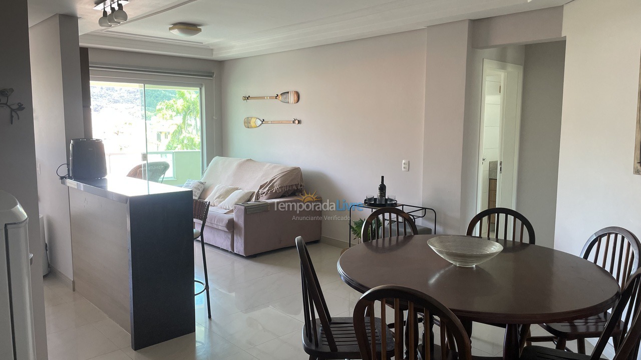 Apartamento para aluguel de temporada em Bombinhas (Praia de Bombas)