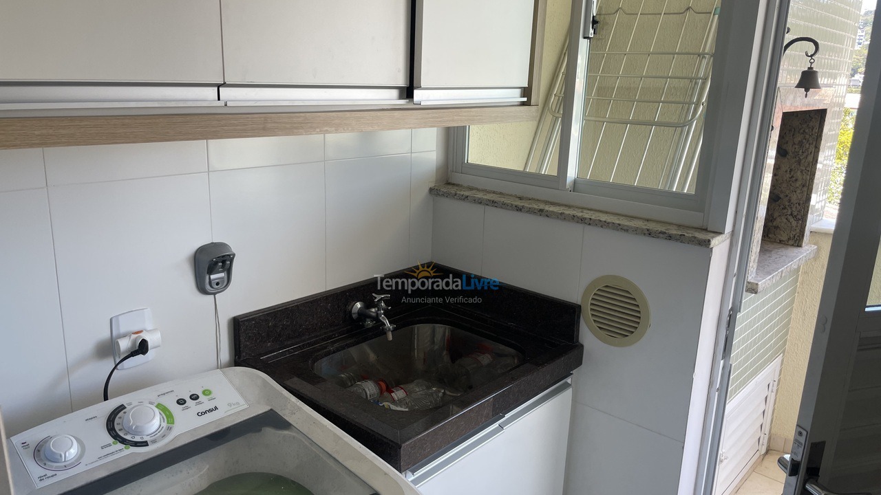 Apartamento para aluguel de temporada em Bombinhas (Praia de Bombas)