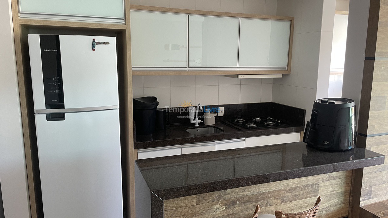 Apartamento para aluguel de temporada em Bombinhas (Praia de Bombas)