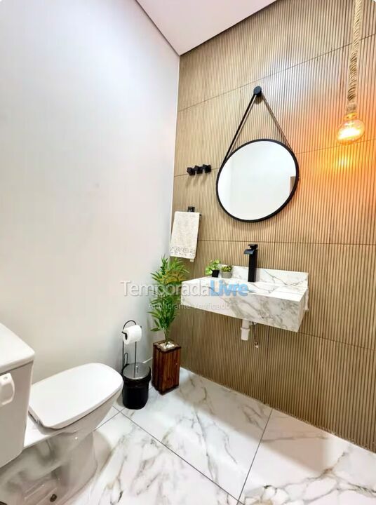 Casa para aluguel de temporada em Igaratá (Represa de Igaratá)