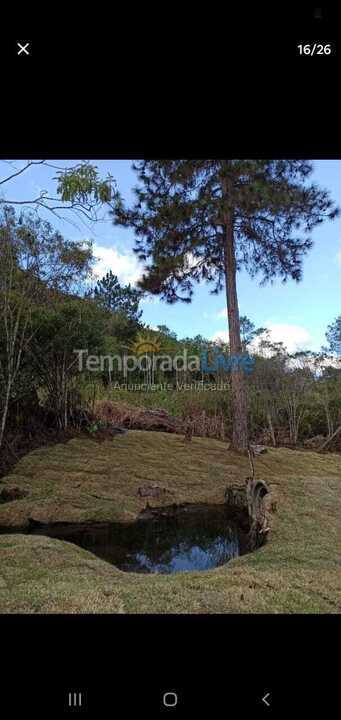 Granja para alquiler de vacaciones em Domingos Martins (Pedra Azul Domingos Martins)