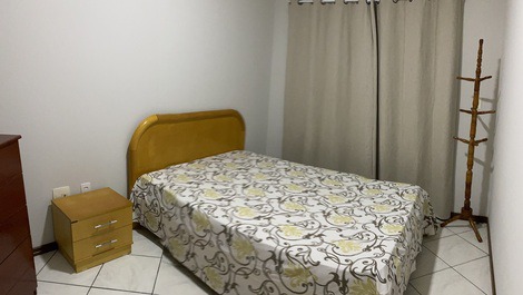Apartamento há 160 metros da praia