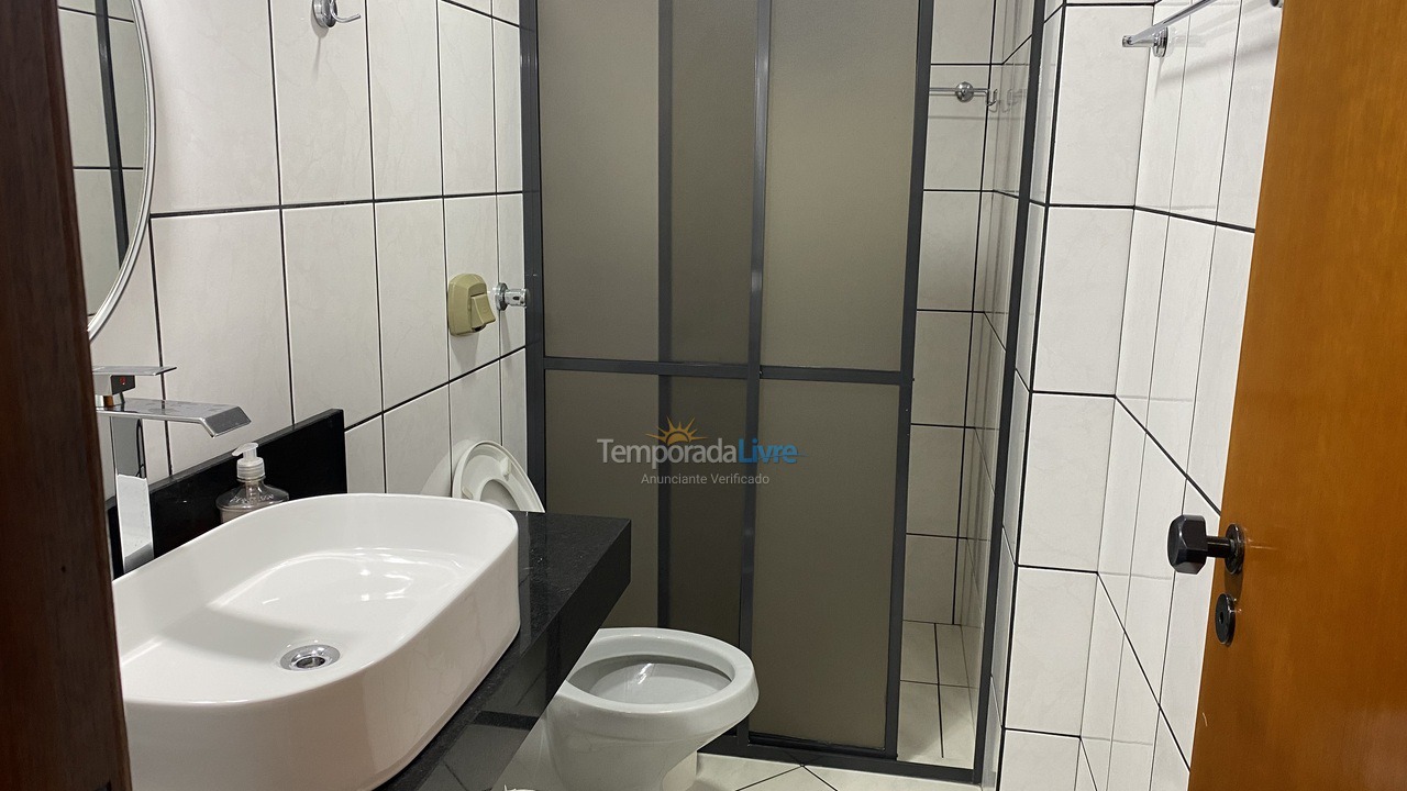 Casa para aluguel de temporada em Itapema (Meia Praia)