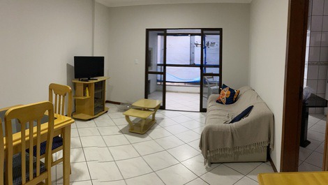 Apartamento há 160 metros da praia
