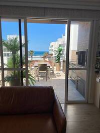 Excellent coverage 50m from Ingleses North Beach