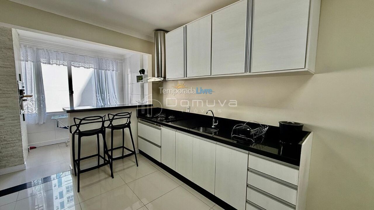 Apartment for vacation rental in Balneário Camboriú (Centro)