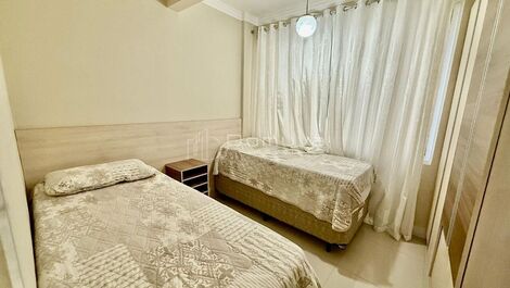 Seasonal rental of a 3-bedroom beachfront building in Balneario Camboriu