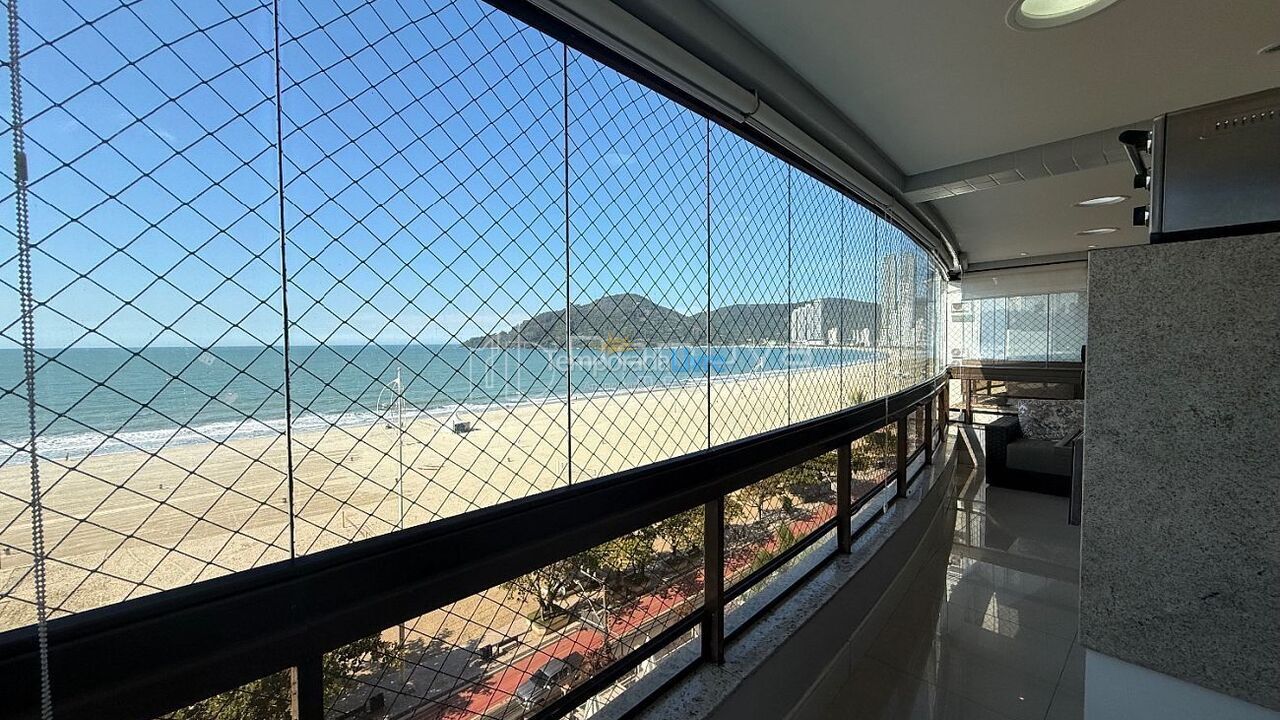 Apartamento para aluguel de temporada em Balneário Camboriú (Praia Central)
