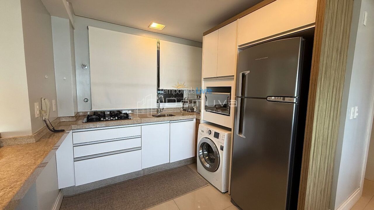 Apartamento para aluguel de temporada em Balneário Camboriú (Praia Central)