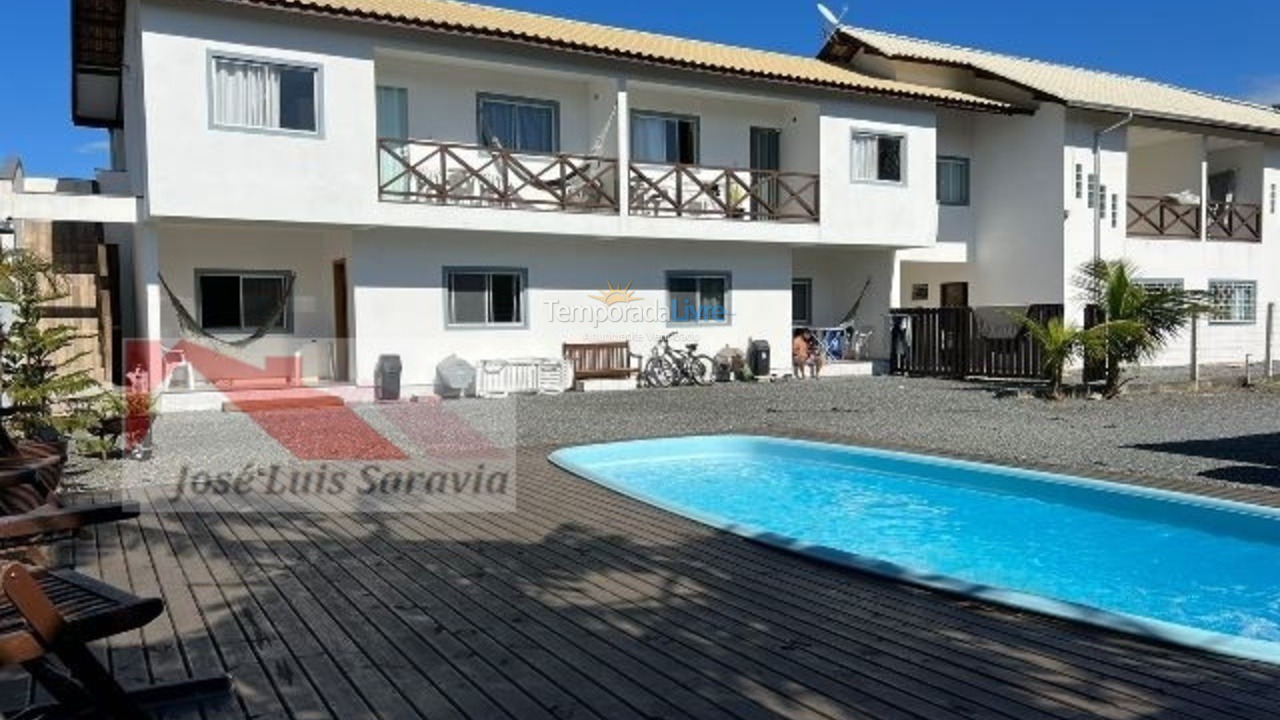 Apartamento para aluguel de temporada em Bombinhas (Praia de Bombas)