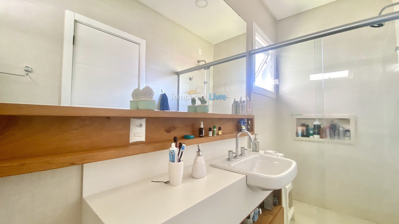 House for vacation rental in Bombinhas (Canto Grande)