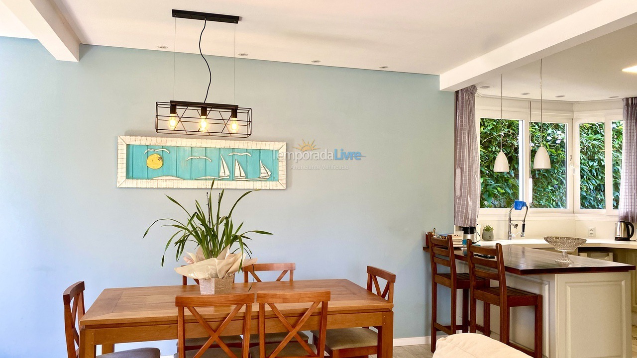 House for vacation rental in Bombinhas (Canto Grande)